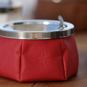 Posacenere Con Coperchio Antivento -
Rosso - immagine 2